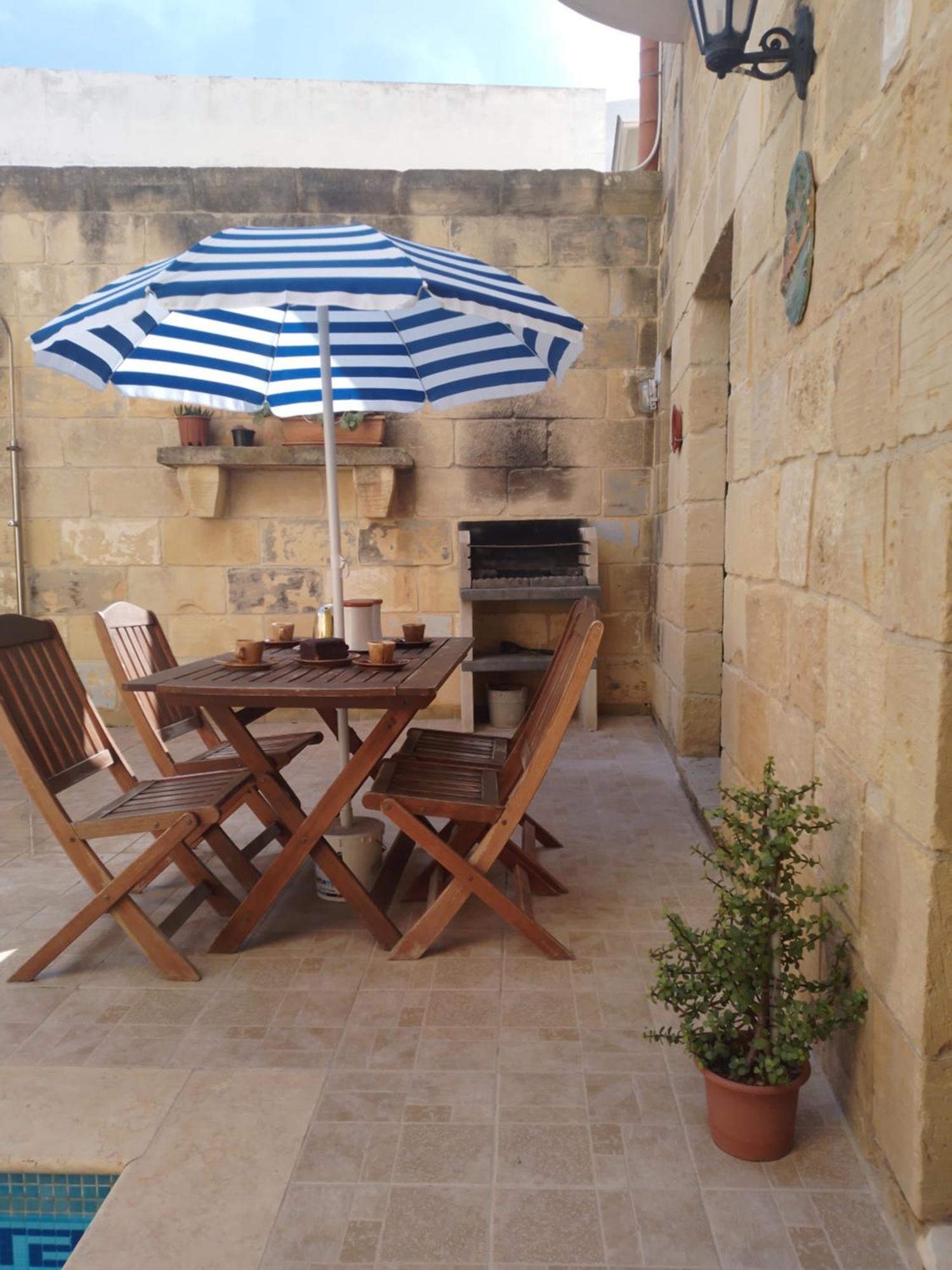 Geligiz Farmhouse Għajnsielem Exterior foto